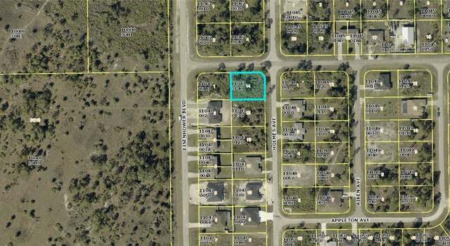 Photo of 814 Holmes Ave, Lehigh Acres, FL 33974