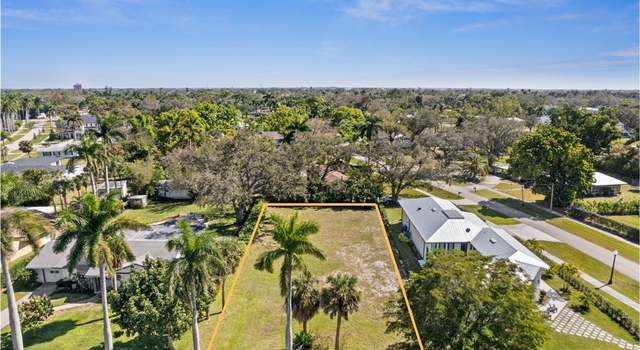 Photo of 3427 Avocado Dr, Fort Myers, FL 33901