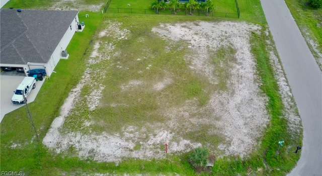 Photo of 4703 NW 36th St, Cape Coral, FL 33993
