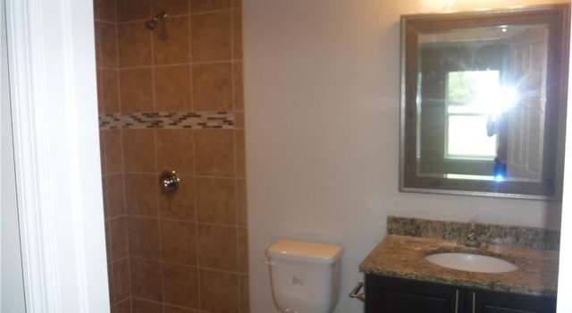 Photo of 402 Gleason Pkwy, Cape Coral, FL 33914