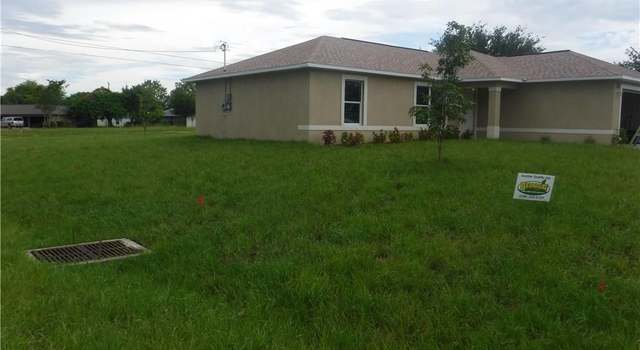 Photo of 402 Gleason Pkwy, Cape Coral, FL 33914