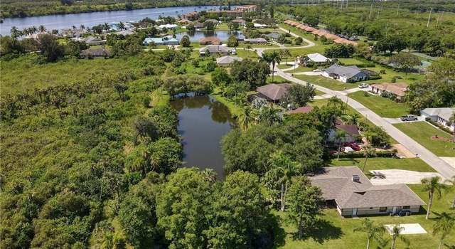 Photo of 17226 Castleview Dr, North Fort Myers, FL 33917
