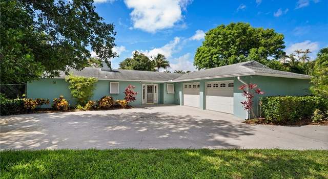 Photo of 1362 Plumosa Dr, Fort Myers, FL 33901
