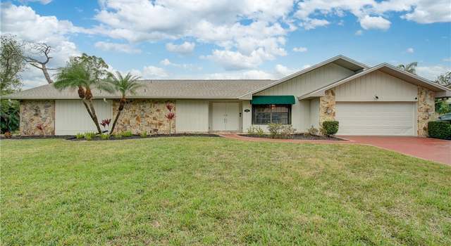 Photo of 16597 Bear Cub Ct, Fort Myers, FL 33908