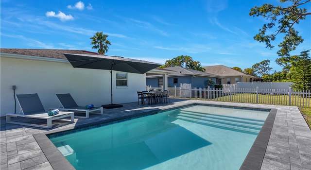 Photo of 855 98th Ave N, Naples, FL 34108