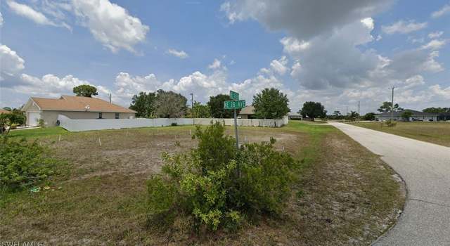 Photo of 1103 NE 18th Ave, Cape Coral, FL 33909
