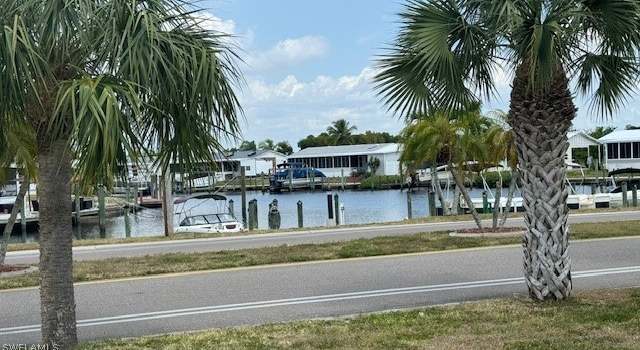 Photo of 5689 Captain John Smith Loop, North Fort Myers, FL 33917