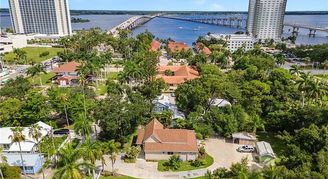 Photo of 1605 Hough St, Fort Myers, FL 33901