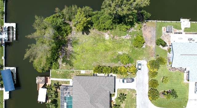 Photo of 3021 SE 5th Ave, Cape Coral, FL 33904