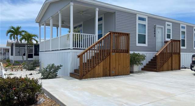 Photo of 3042 Bowsprit Ln, St James City, FL 33956