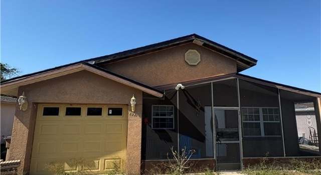 Photo of 2921 Lafayette St, Fort Myers, FL 33916