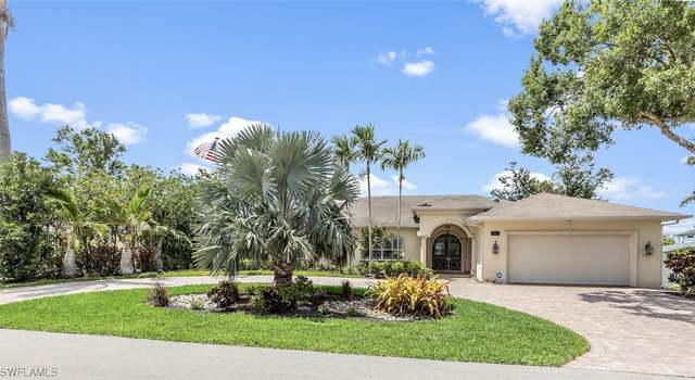 Photo of 1282 Miracle Ln, Fort Myers, FL 33901
