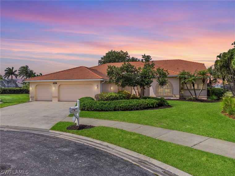 Photo of 8300 Trentwood Ct FORT MYERS, FL 33912