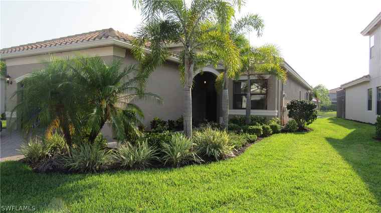 Photo of 11530 Foxbriar Ln FORT MYERS, FL 33913