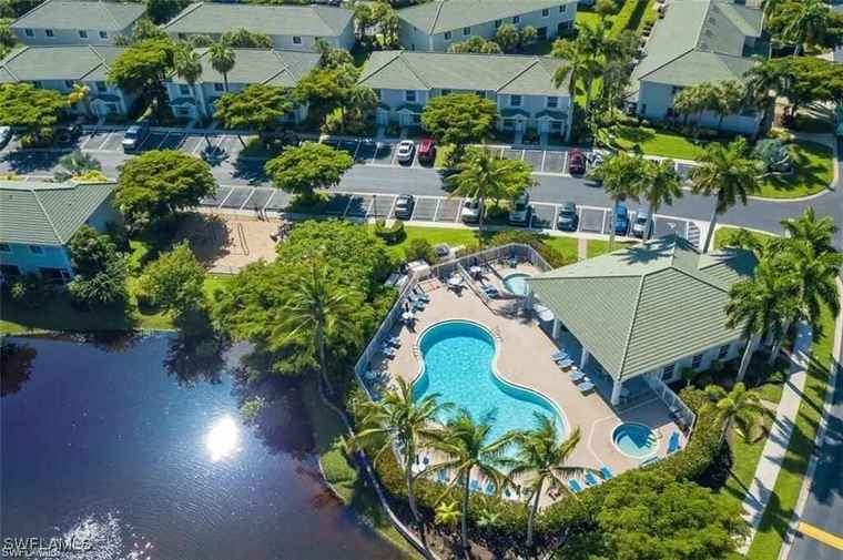Photo of 8273 Pacific Beach Dr Fort Myers, FL 33966
