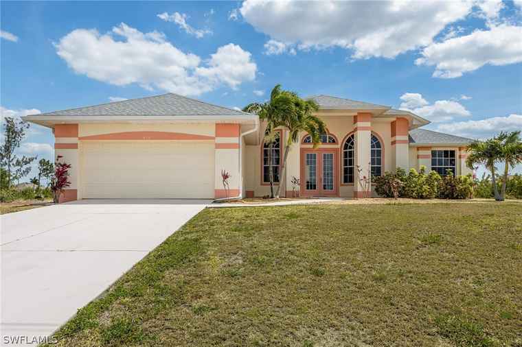 Photo of 416 NW 20th St CAPE CORAL, FL 33993