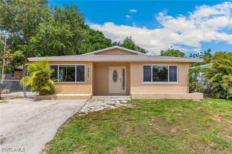 Photo of 4862 West Dr Fort Myers, FL 33907