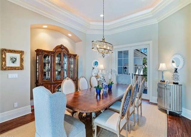 Property at 320 Spring Line Dr, Naples, FL 34102, 6 beds, 6 baths