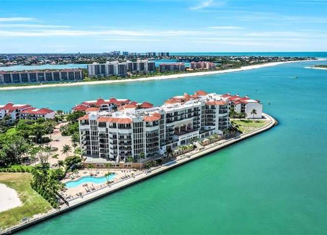 Property at 700 La Peninsula Blvd #401, Naples, FL 34113, 3 beds, 3.5 baths