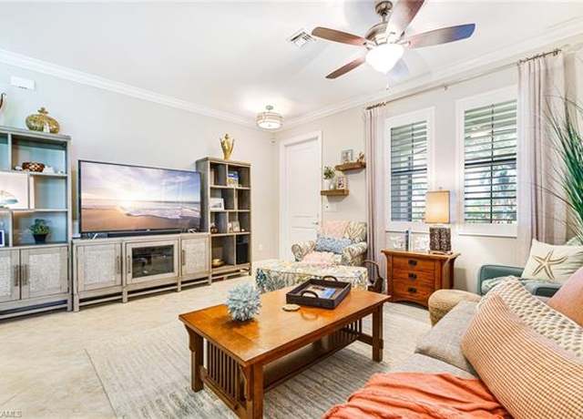 Property at 1359 Artesia Dr E #102, Naples, FL 34113, 2 beds, 2.5 baths