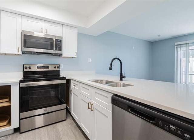 Property at 5745 Foxlake Dr Unit D, North Fort Myers, FL 33917, 2 beds, 1.5 baths