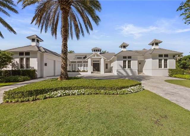 Property at 299 Mermaids Bight, Naples, FL 34103, 4 beds, 3.5 baths