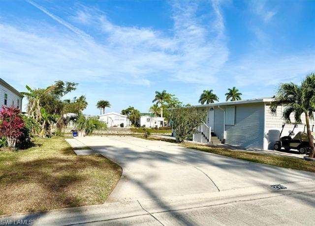 Property at 276 Bass Ln, Naples, FL 34114