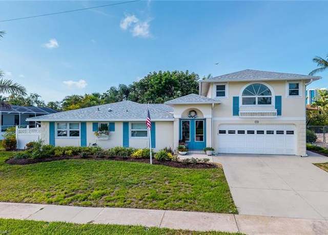 Property at 775 Saturn Ct, Marco Island, FL 34145, 4 beds, 3 baths