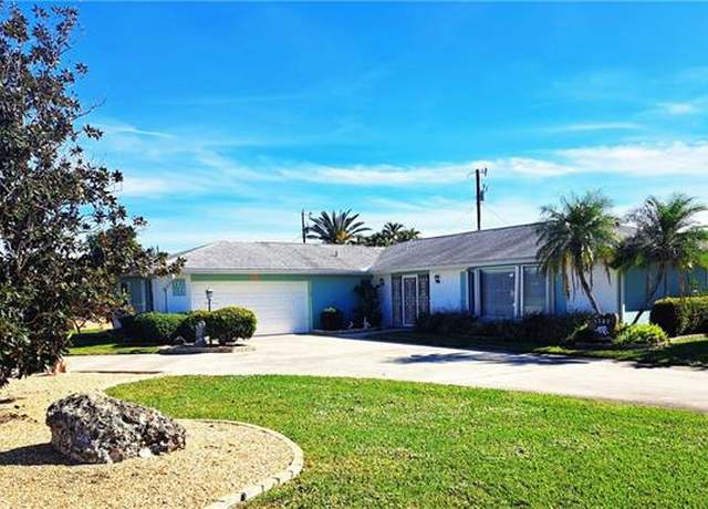 Property at 1727 Lakeview Blvd, North Fort Myers, FL 33903, 3 beds, 2 baths