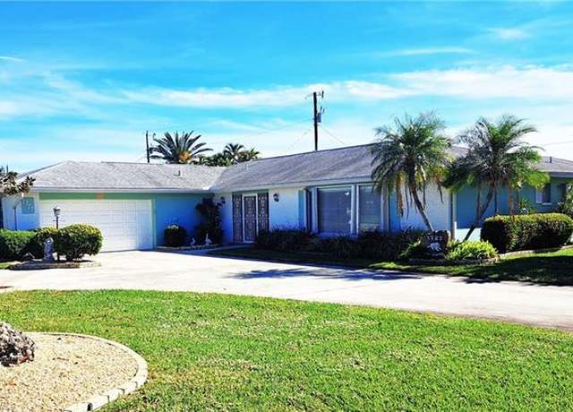 Property at 1727 Lakeview Blvd, North Fort Myers, FL 33903, 3 beds, 2 baths