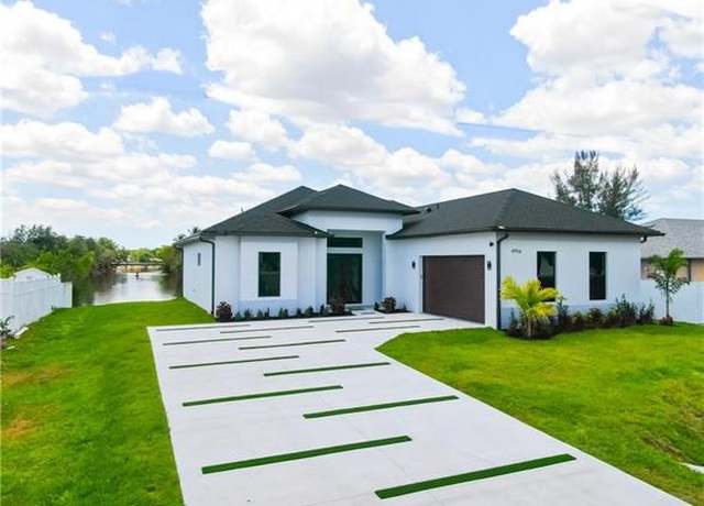 Property at 4956 30th Pl SW, Naples, FL 34116, 3 beds, 2.5 baths