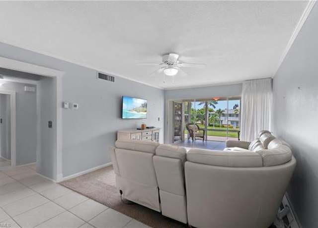 Property at 418 12th Ave S Unit C418, Naples, FL 34102, 2 beds, 1 bath