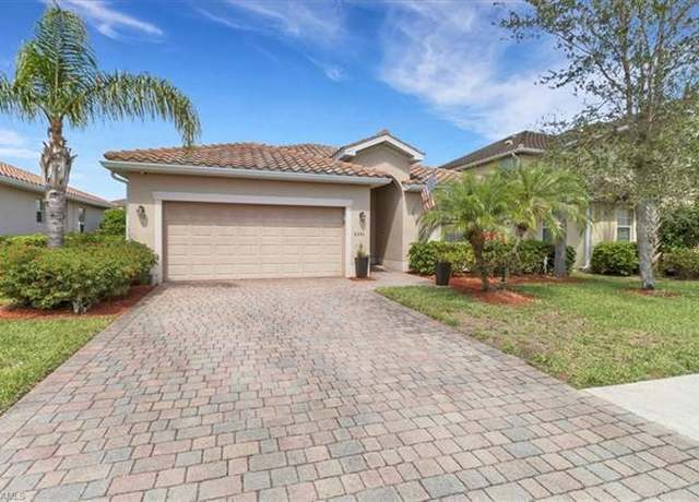 Property at 2391 Heydon Cir E, Naples, FL 34120, 3 beds, 2 baths