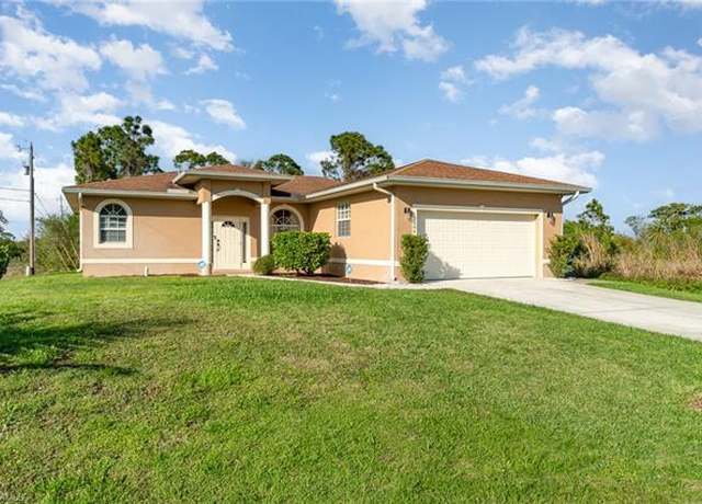 Property at 2506 8th St SW, Lehigh Acres, FL 33976, 3 beds, 2 baths