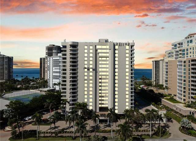 Property at 4451 Gulf Shore Blvd N #506, Naples, FL 34103, 2 beds, 2 baths