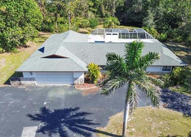 Property at 6624 Trail Blvd, Naples, FL 34108, 4 beds, 3 baths