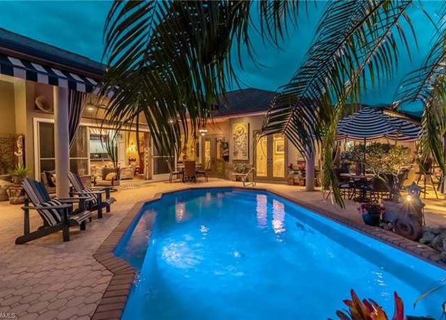 Property at 834 Coldstream Ct, Naples, FL 34104, 4 beds, 3 baths