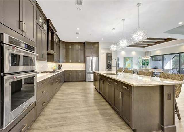 Property at 16358 Corsica Way #201, Naples, FL 34110, 3 beds, 3.5 baths