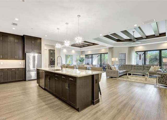 Property at 16358 Corsica Way #201, Naples, FL 34110, 3 beds, 3.5 baths