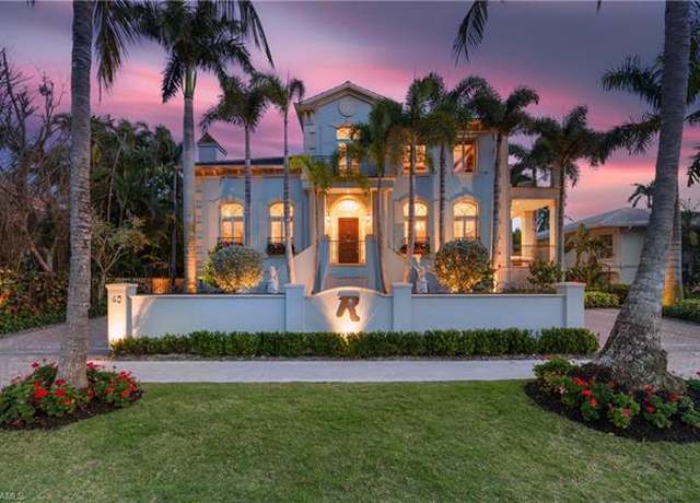 Property at 40 5th Ave S, Naples, FL 34102, 5 beds, 6.5 baths