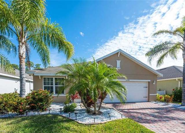 Property at 26983 Wildwood Pines Ln, Bonita Springs, FL 34135, 3 beds, 2 baths