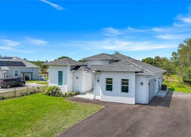 Property at 3533 22nd Ave SE, Naples, FL 34117, 3 beds, 3.5 baths
