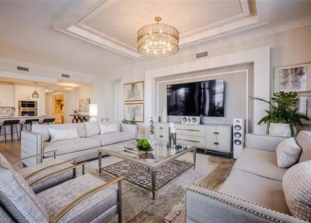 Property at 1135 3rd Ave S #209, Naples, FL 34102, 3 beds, 3 baths