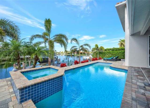 Property at 460 Century Dr, Marco Island, FL 34145, 4 beds, 3.5 baths