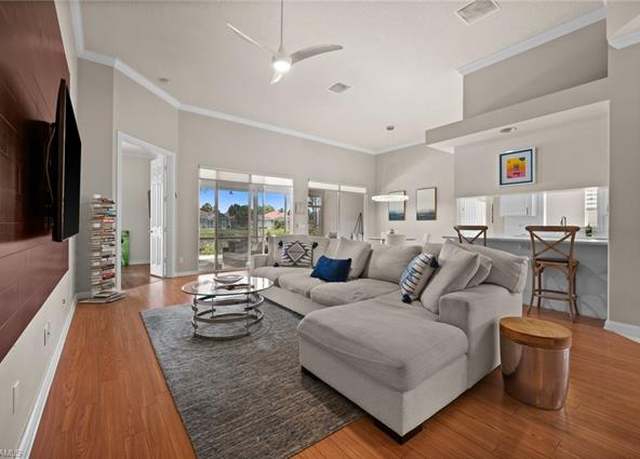 Property at 4772 Martinique Way, Naples, FL 34119, 4 beds, 3.5 baths