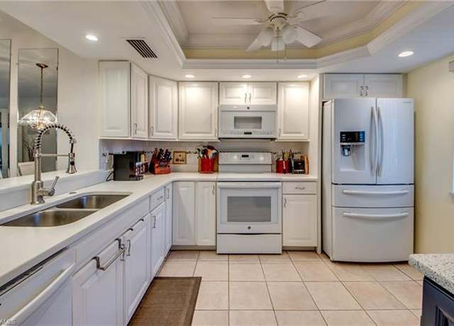 Property at 11300 Caravel Cir #309, Fort Myers, FL 33908, 2 beds, 2 baths