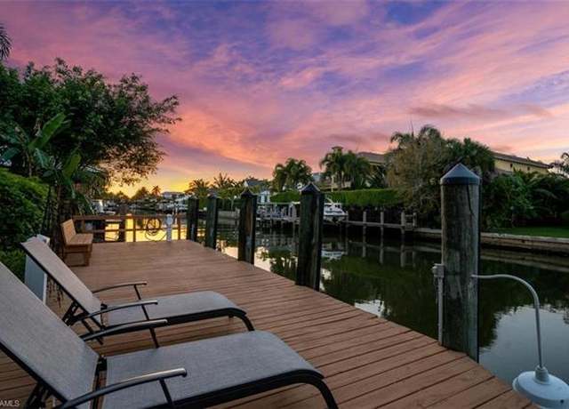 Property at 611 18th Ave S, Naples, FL 34102, 4 beds, 5 baths