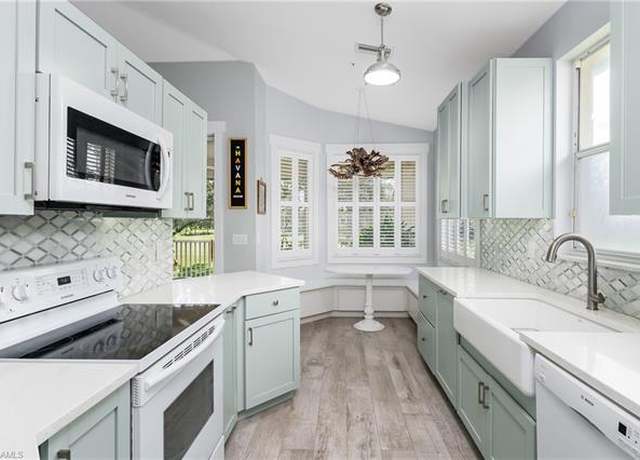 Property at 650 Lalique Cir #308, Naples, FL 34119, 4 beds, 2 baths