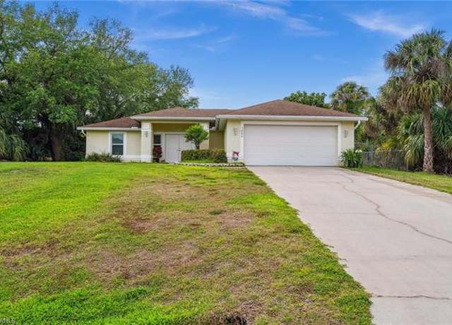 Property at 5006 Wild Goose Cir, Labelle, FL 33935, 3 beds, 2 baths