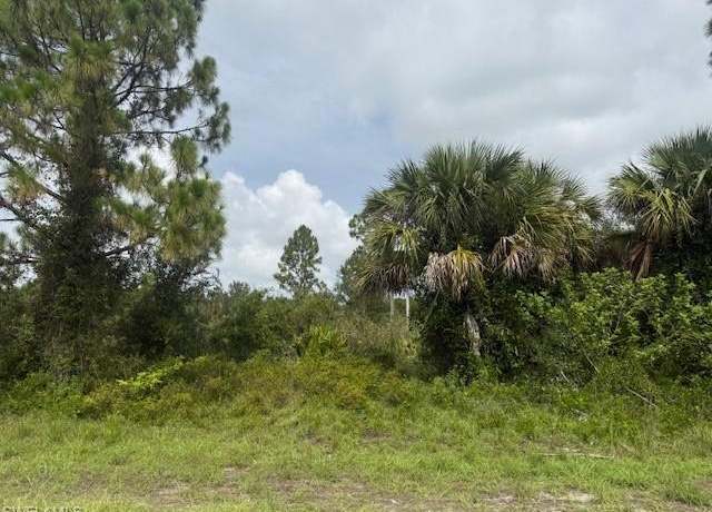 Property at 1115 Grant Ave, Lehigh Acres, FL 33972